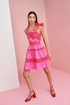 Jade Short Pink